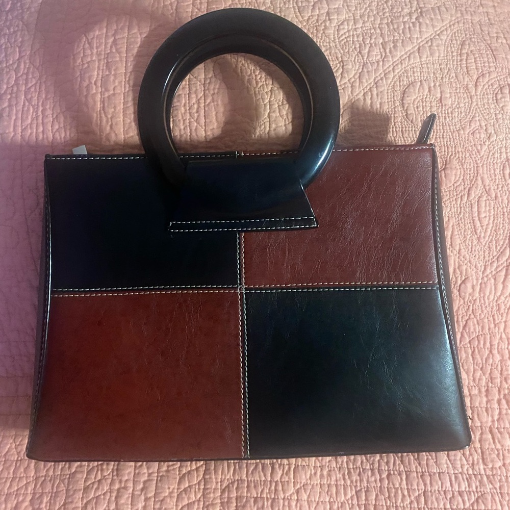 Color block leather look handbag / purse w/round plastic handle great co…
